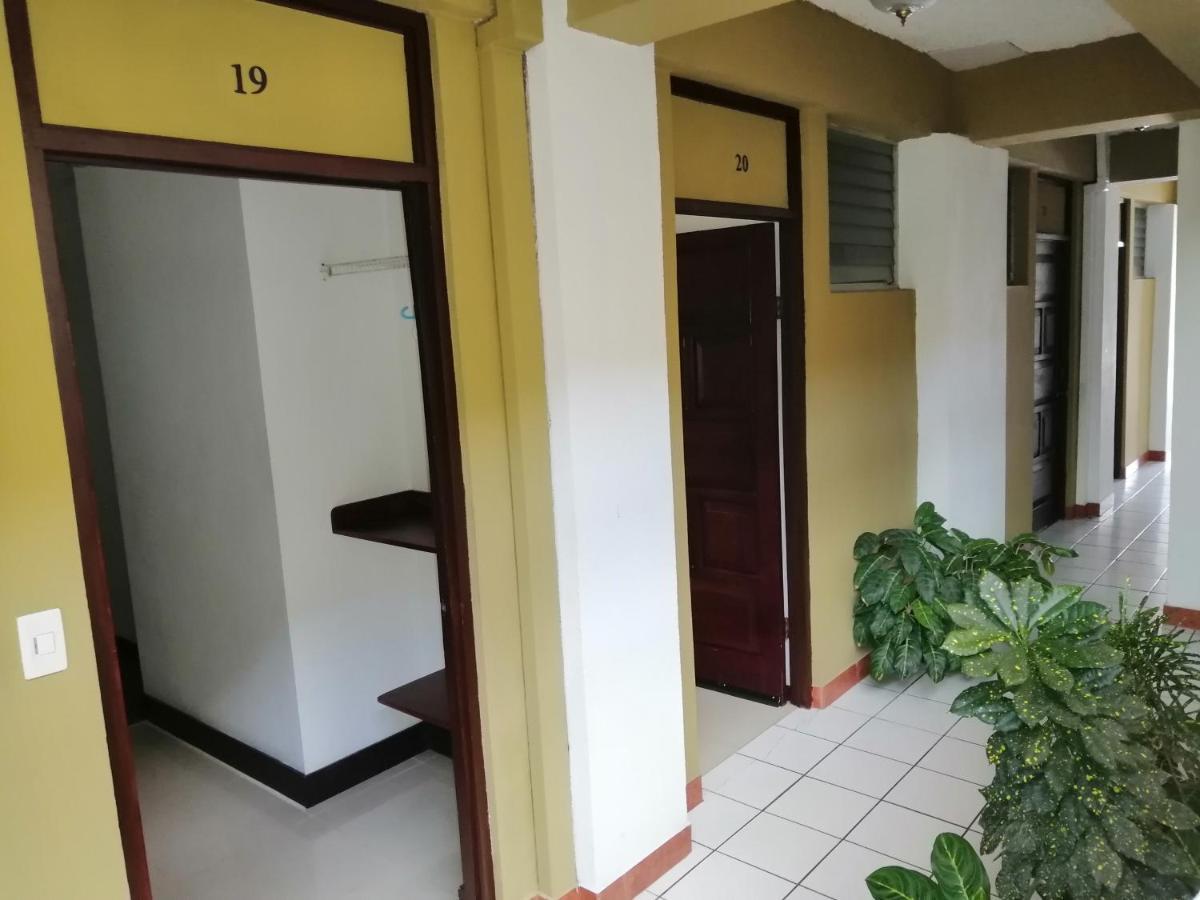 Hotel Malinche Quepos Εξωτερικό φωτογραφία