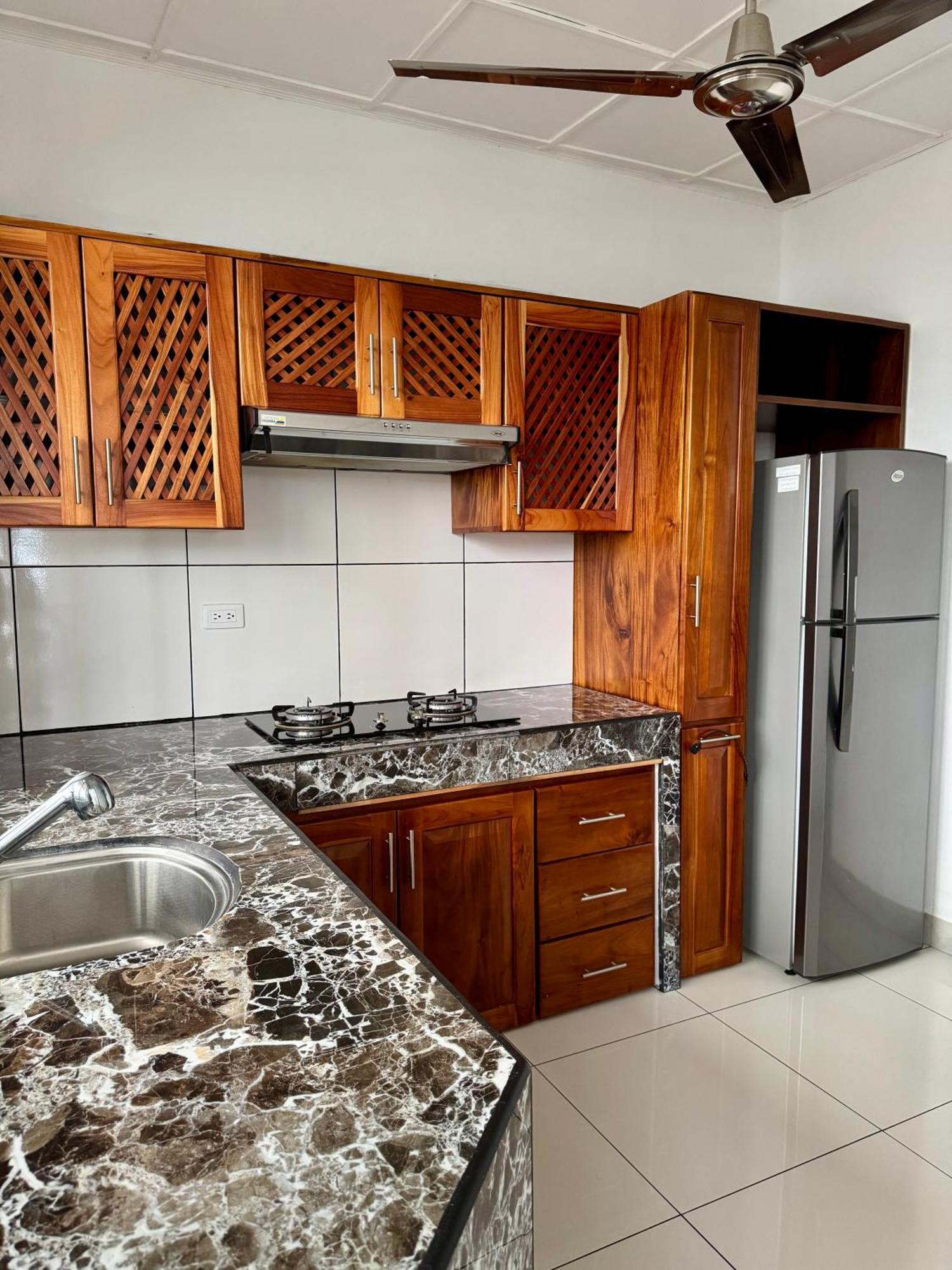 Hotel Malinche Quepos Εξωτερικό φωτογραφία